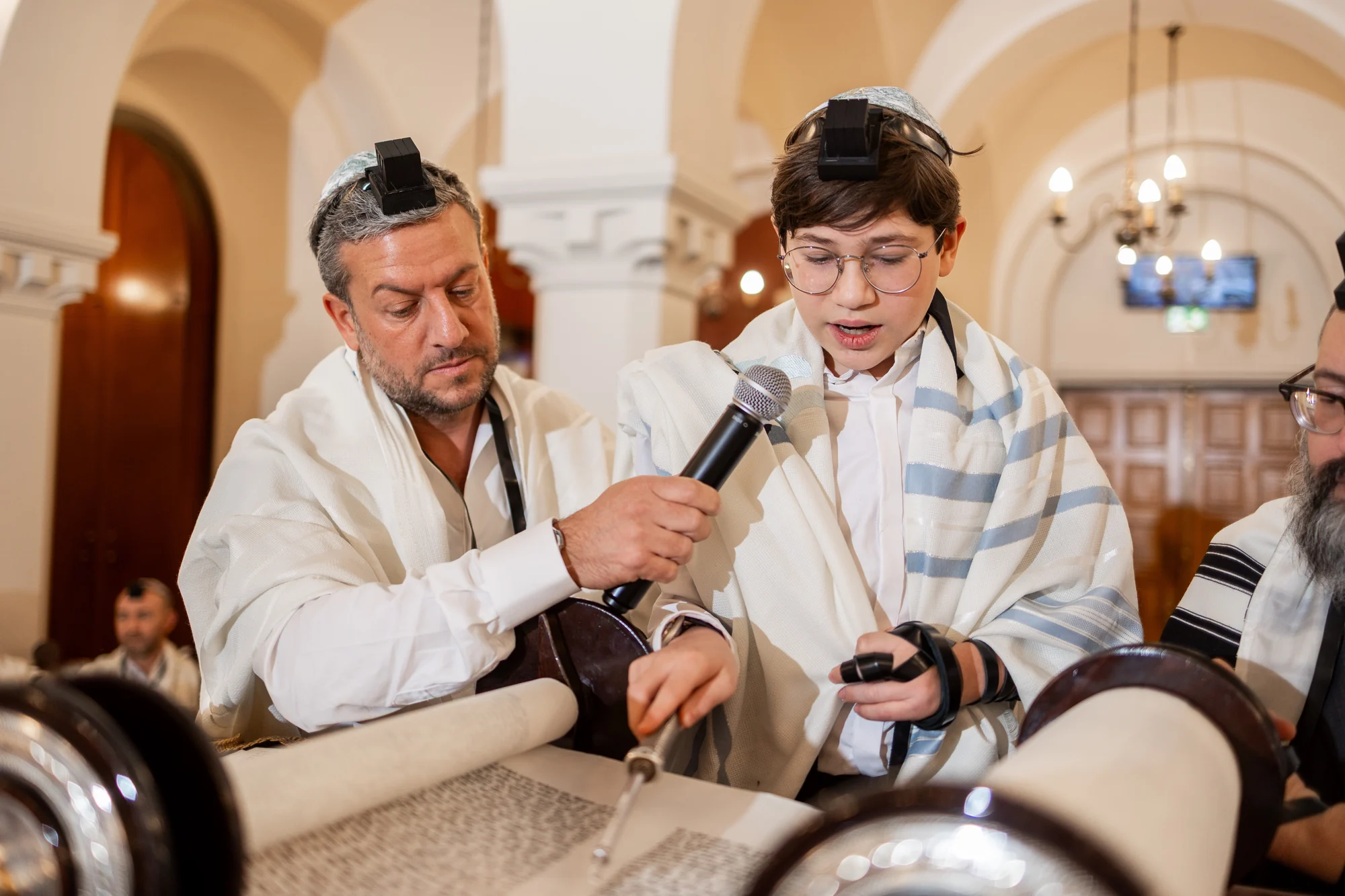 La lecture de la Torah avec papa