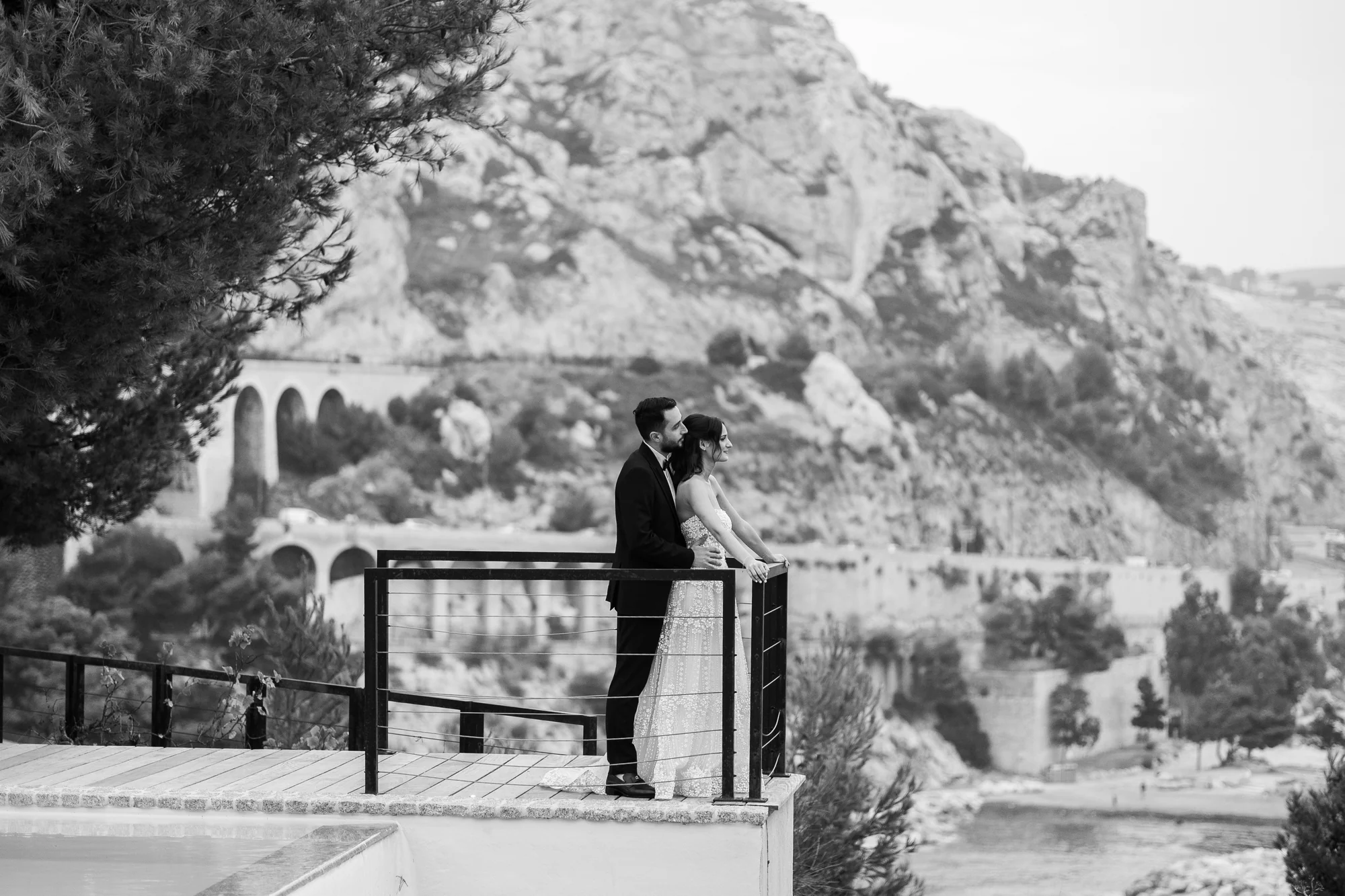 Les calanques, en noir et blanc