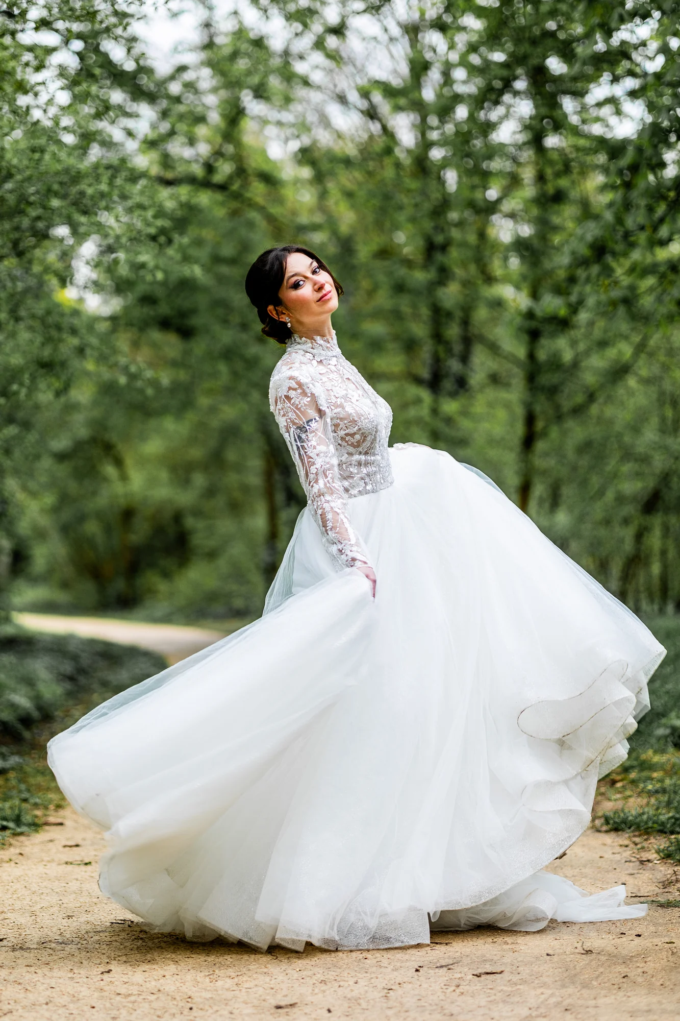La robe qui tourne dans le parc