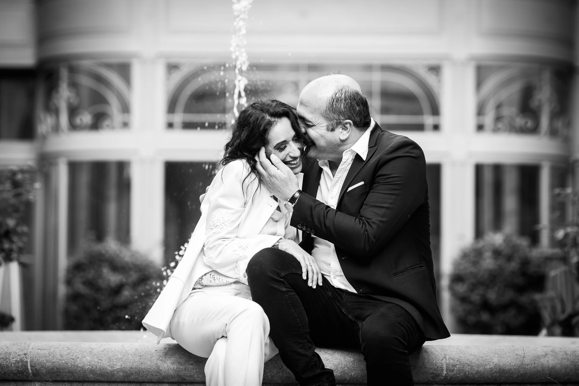 Sur le banc, en noir et blanc