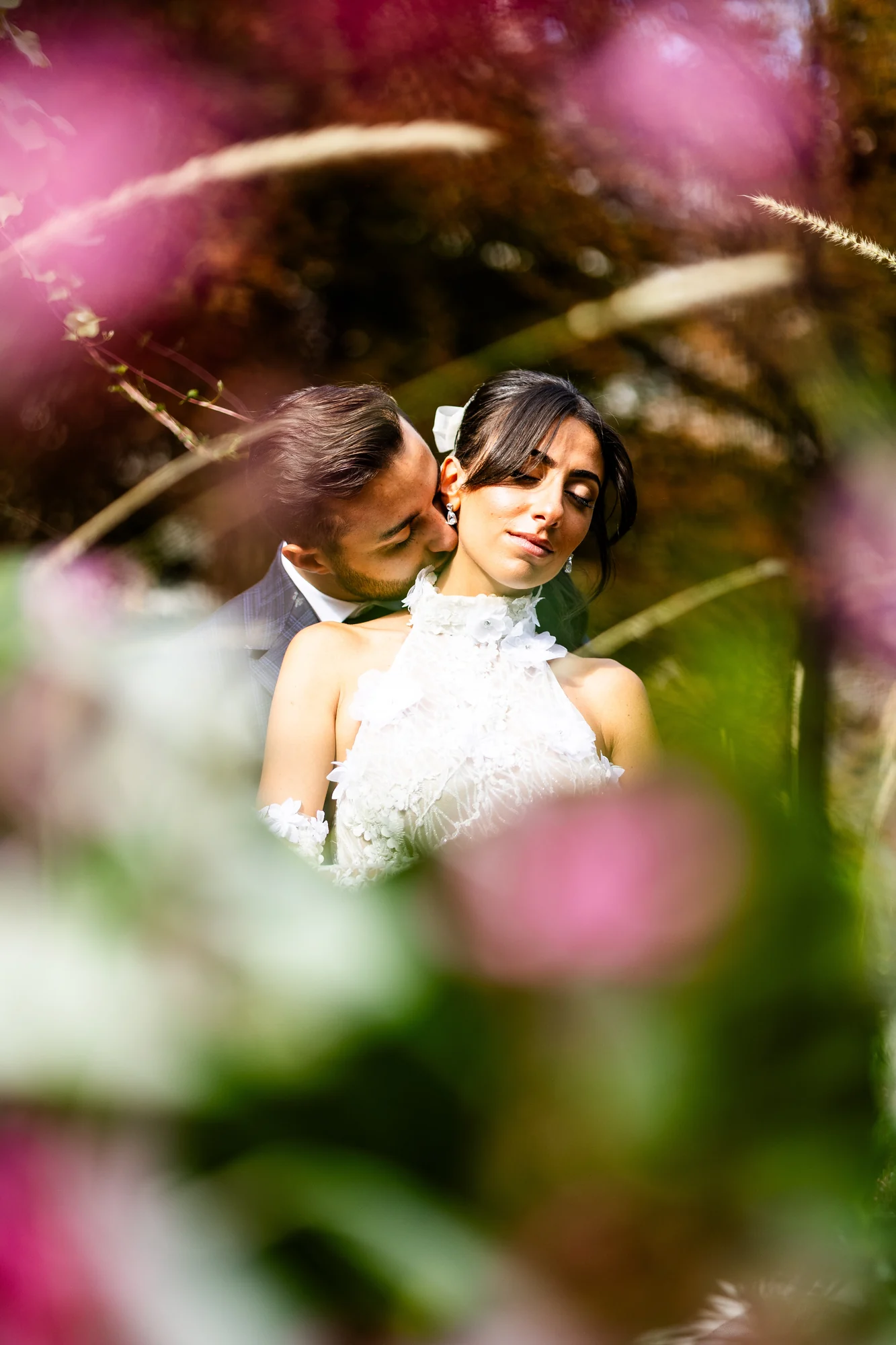 Le baiser dans les fleurs