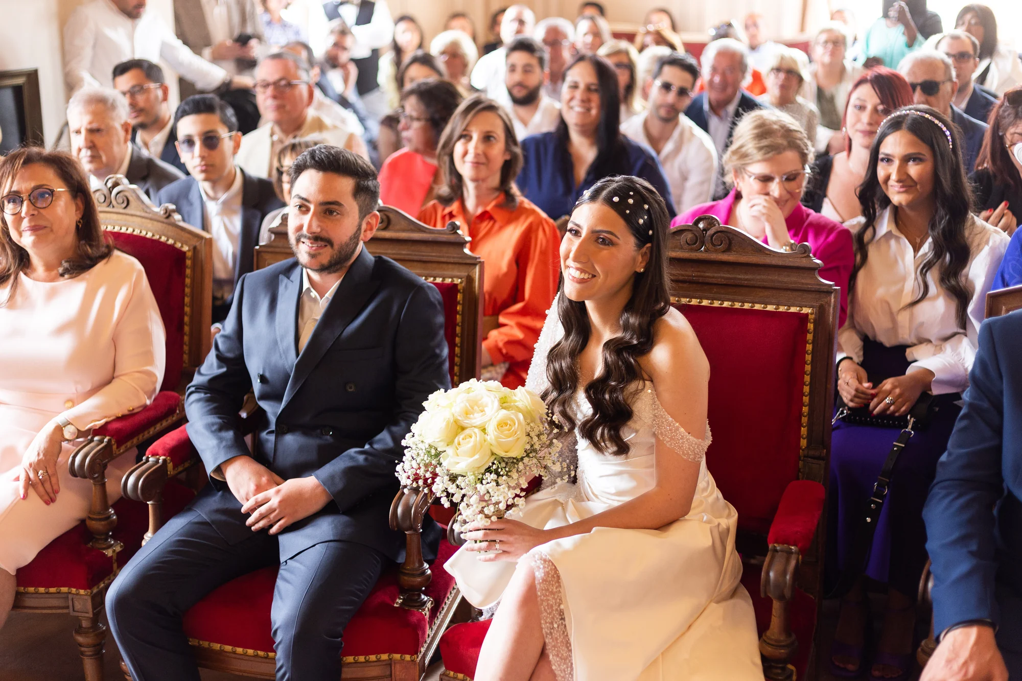 Les mariés et leurs invités