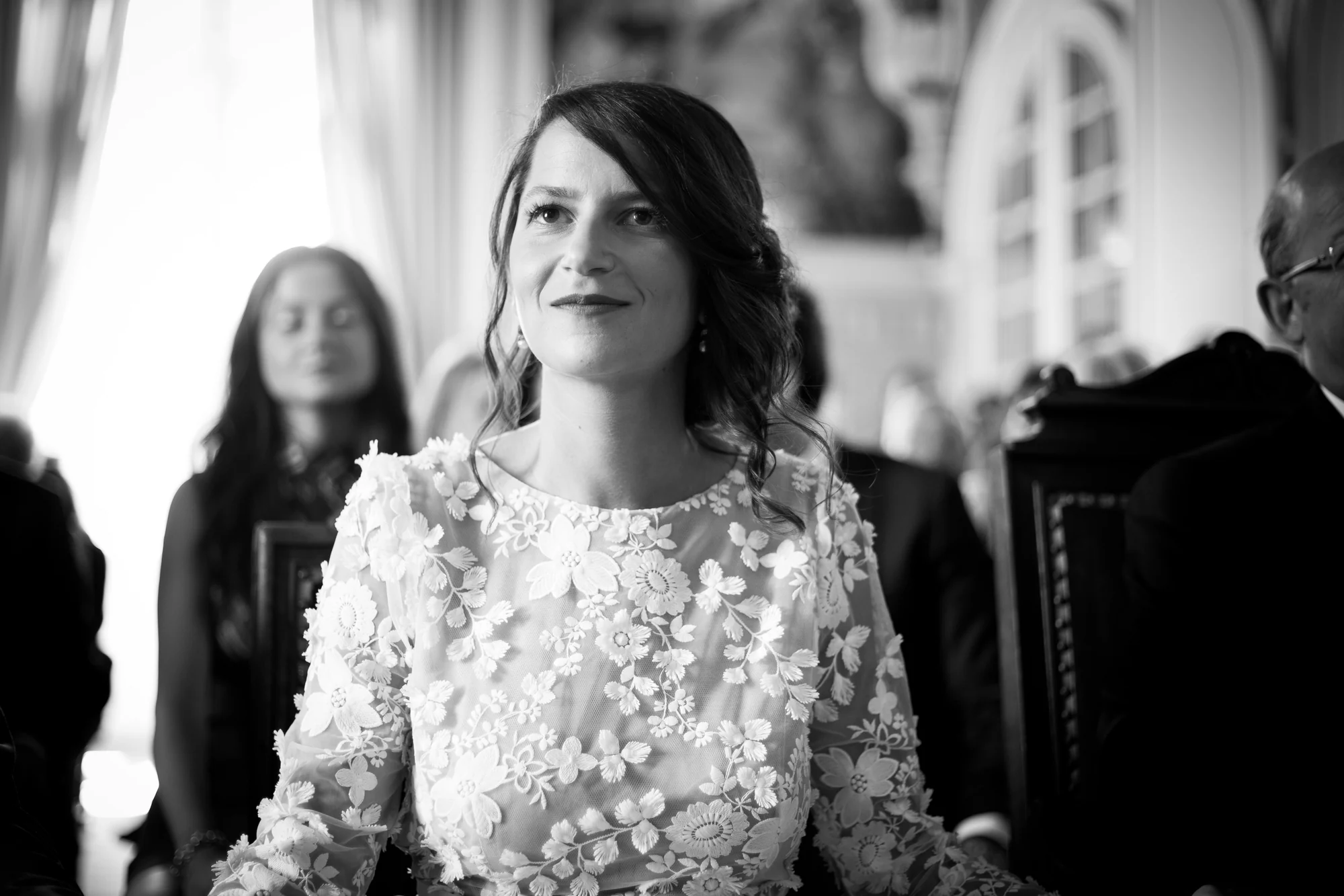L'émotion de la mariée, en noir et blanc