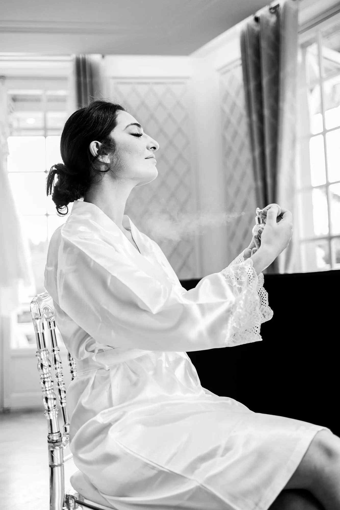 Le parfum, en noir et blanc