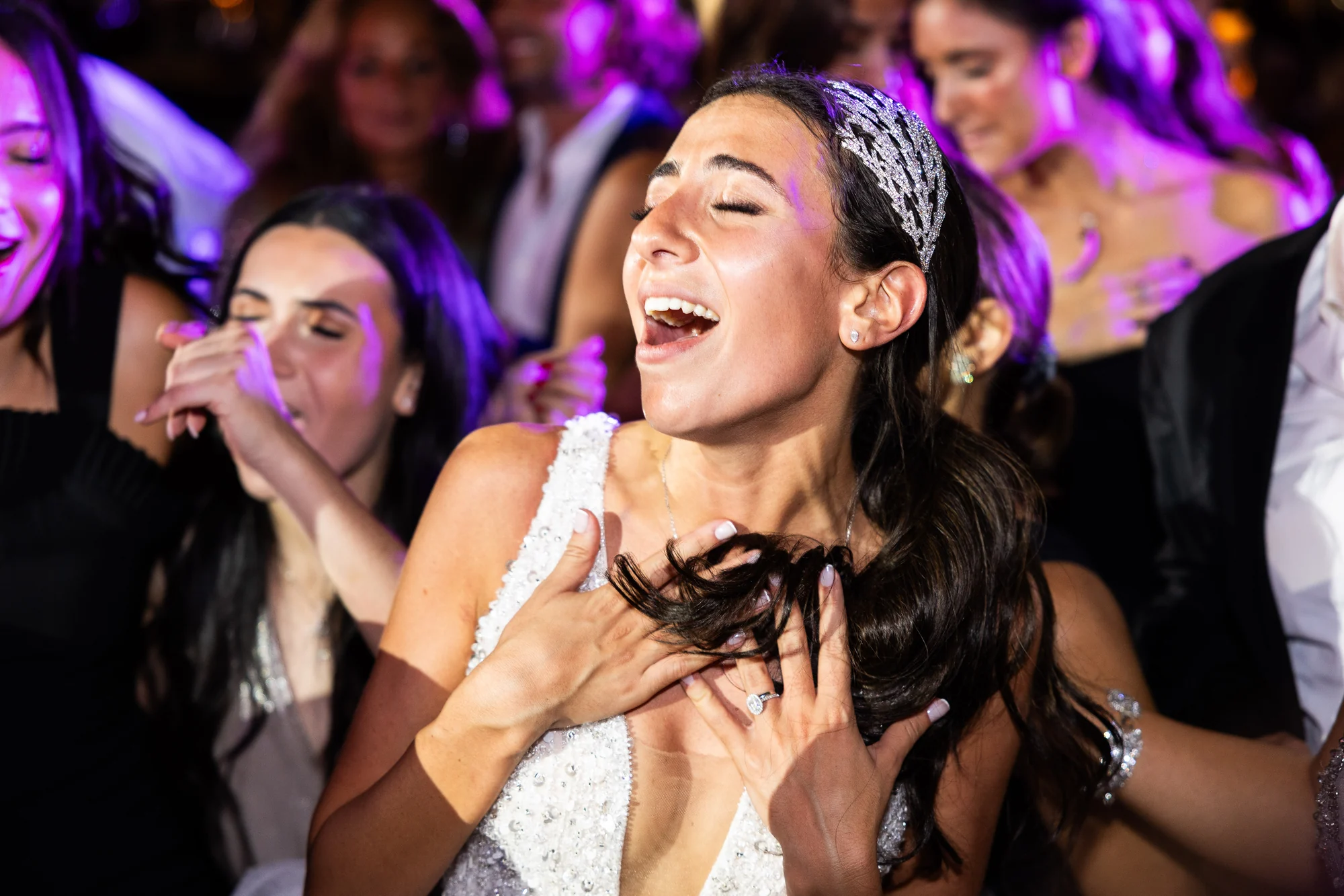 La joie de la mariée