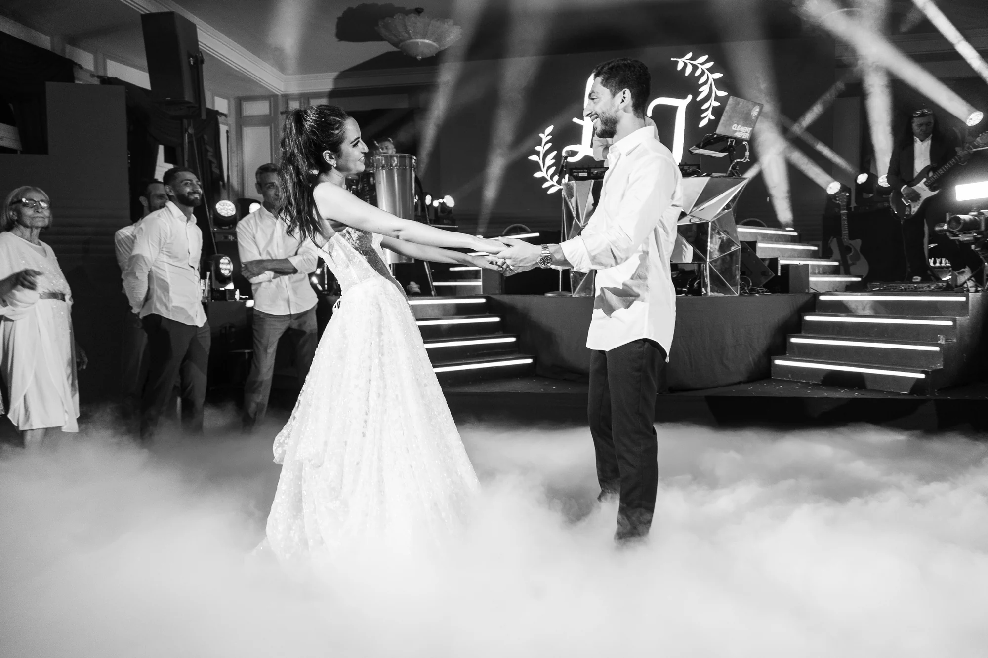 L'ouverture de bal, en noir et blanc